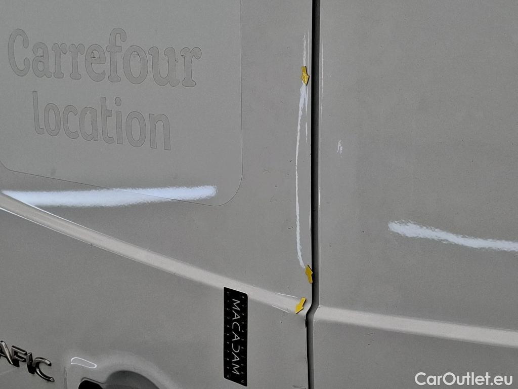  Renault  Trafic  Fourgon L2H1 3T Grand Confort 2.0 dCi 130CV BVM6 E6d #12