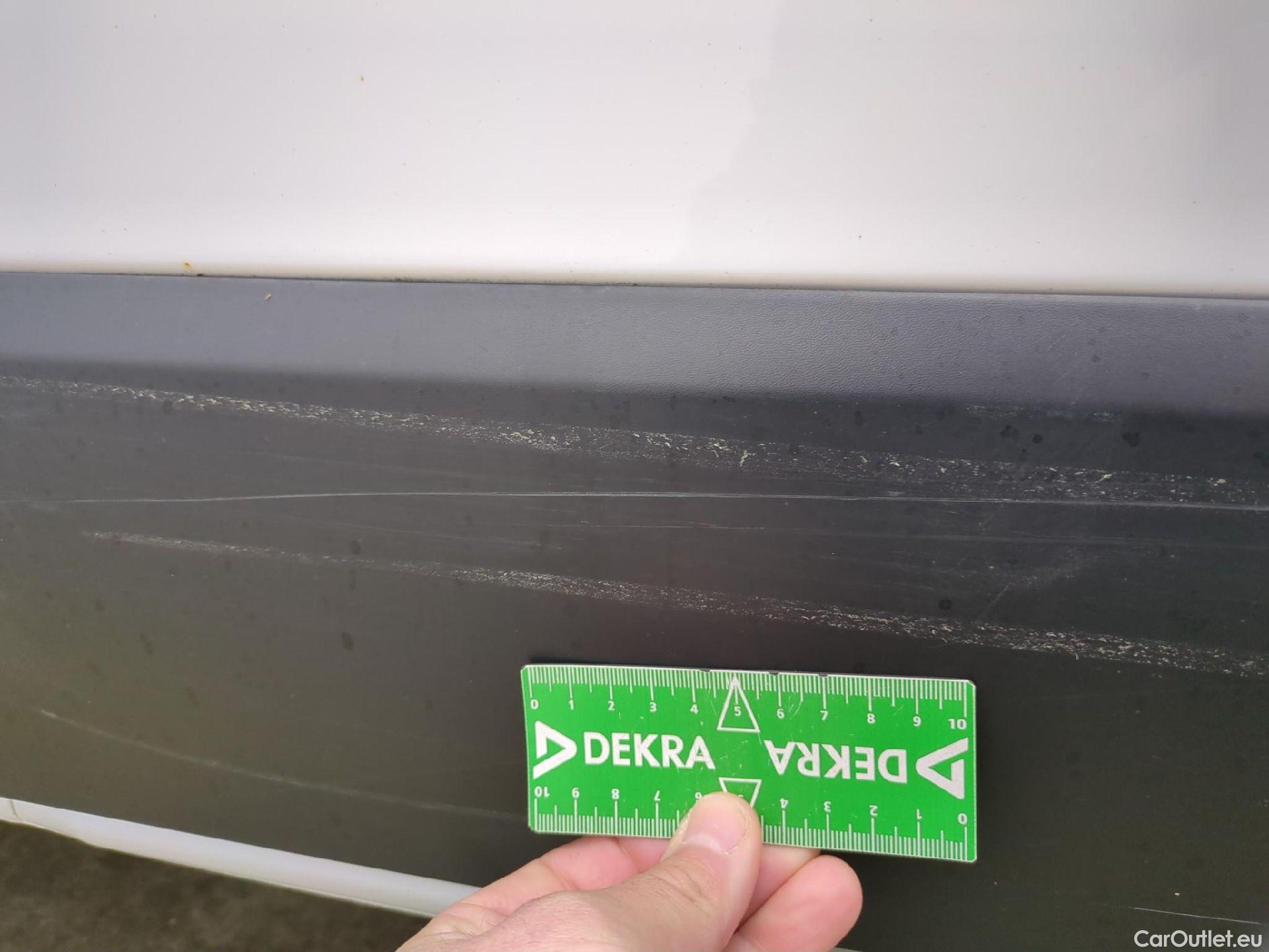  Renault  Trafic RENAULT  VU 4p Fourgon FG GCF L2H1 1300 dCi 120 #15