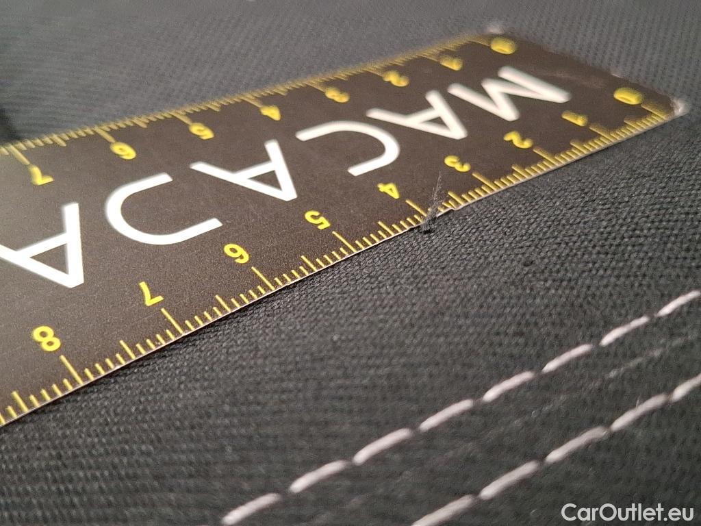  Renault  Trafic  Fourgon L2H1 3T Grand Confort 2.0 dCi 130CV BVM6 E6d #25