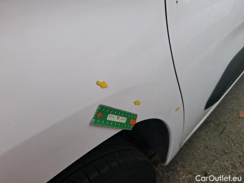  Citroen  Berlingo  Fourgon Club M 650 1.5 BlueHDi 75CV BVM5 E6dT #17