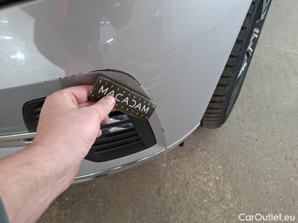  Volvo  XC60 VOLVO  / 2021 / 5P / SUV B4 197 GearTronic 8 Inscription #9