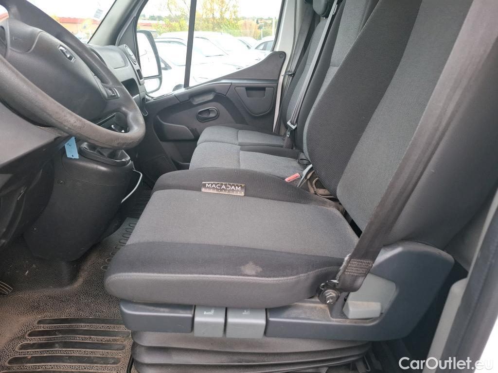  Renault  Master RENAULT  VU 4p Fourgon FG GCf Trac F3500 L2H2 Energy dCi 145 E6 #34