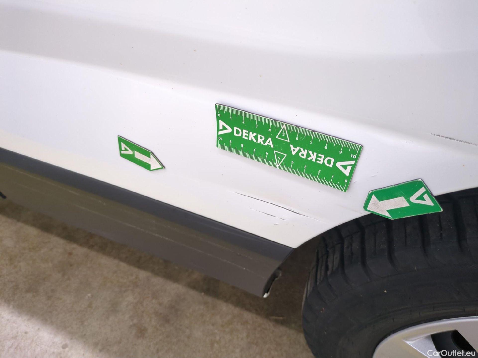  Renault  Trafic RENAULT  VU 4p Fourgon FG GCF L2H1 1300 dCi 120 #13