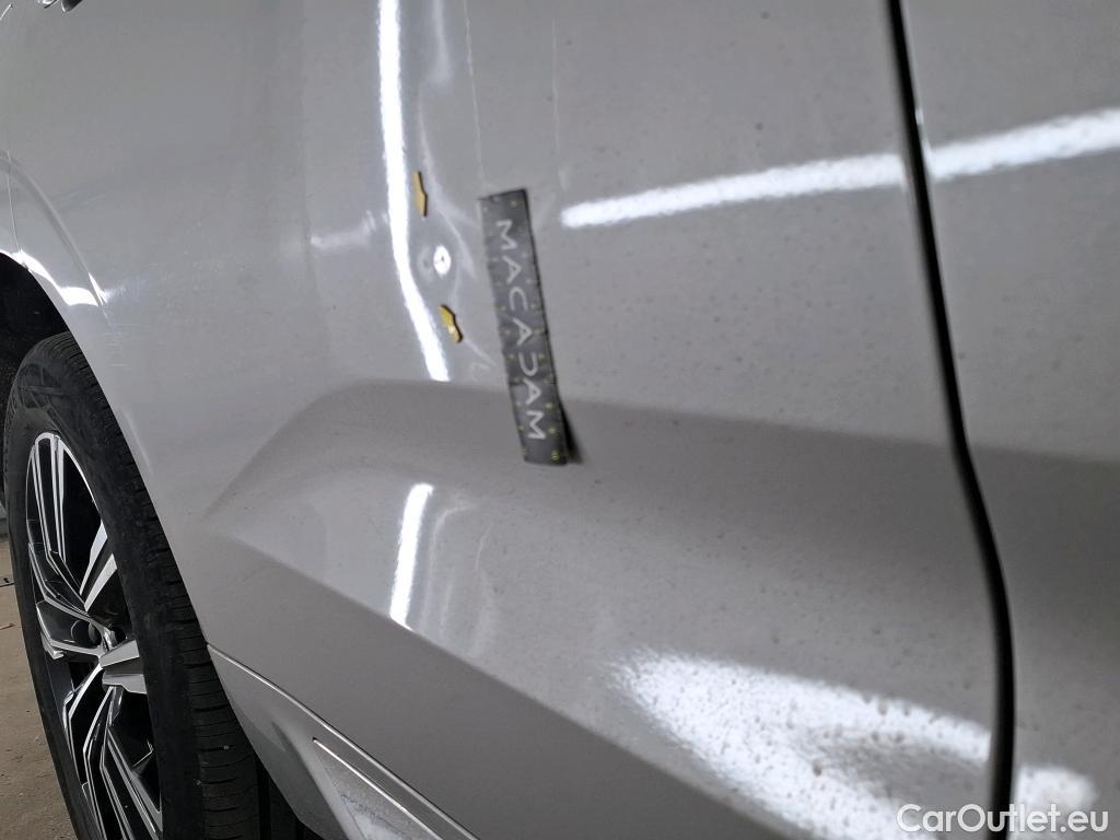  Volvo  XC60 VOLVO  / 2021 / 5P / SUV B4 197 GearTronic 8 Inscription #32