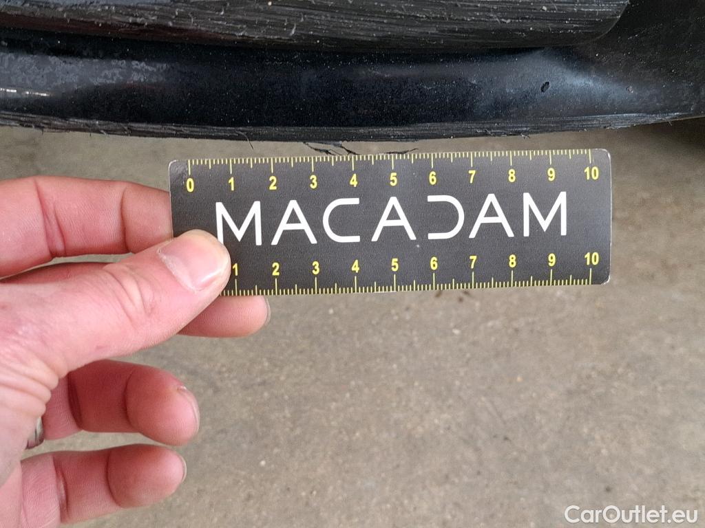  Mercedes  CLA-Klasse MERCEDES-BENZ CLA Shooting Brake / 2019 / 5P / Break CLA 200 AMG Line BA7 #4