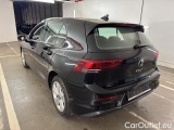  Volkswagen  Golf  VIII 2.0 TDI Life DSG 85kW/115pk  5D/P Auto-7 #3