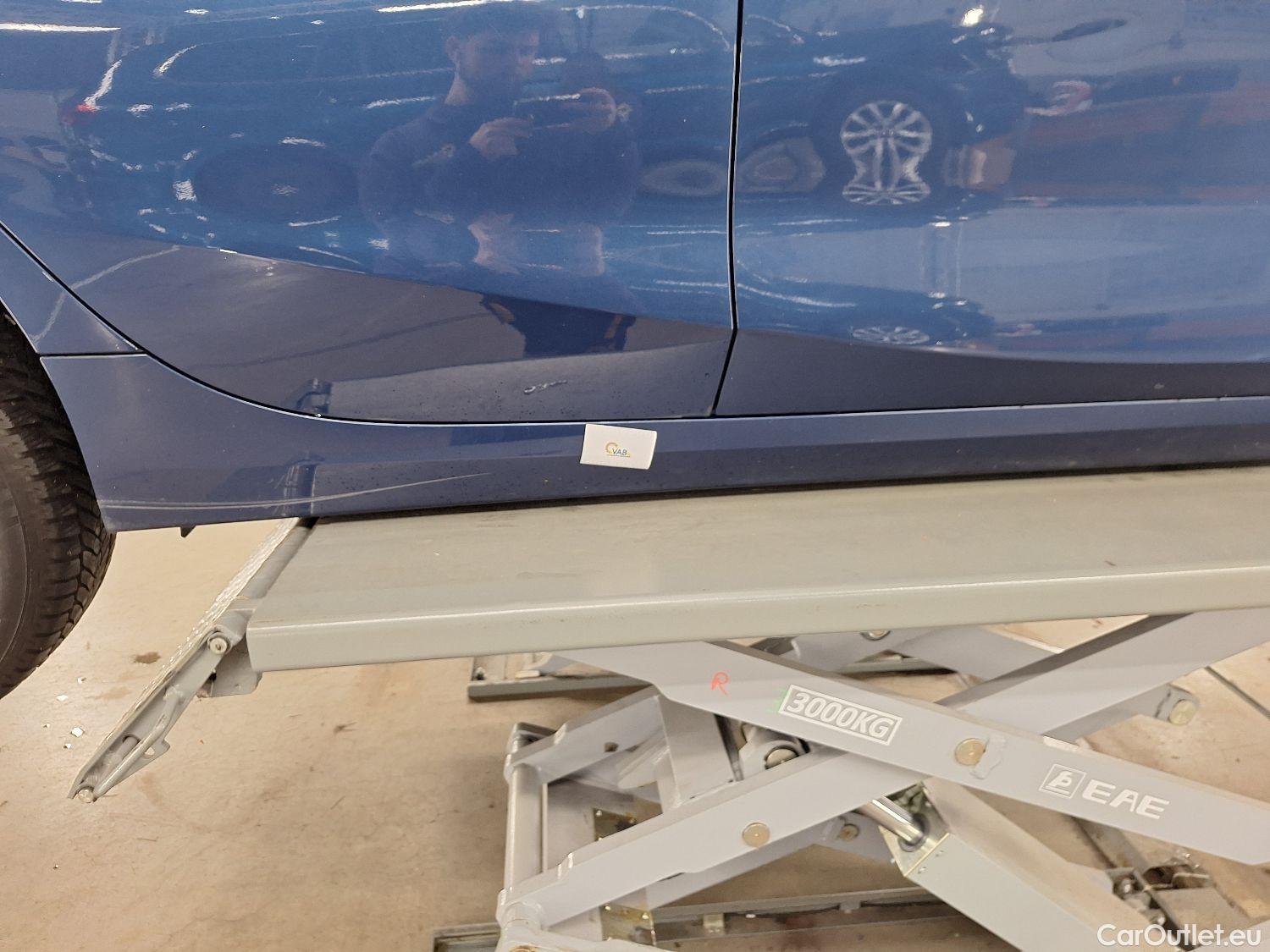  Bmw  Serie 1 BMW, 1-serie '19, BMW 1 Reeks Hatch 116d (85 kW) 5d #31