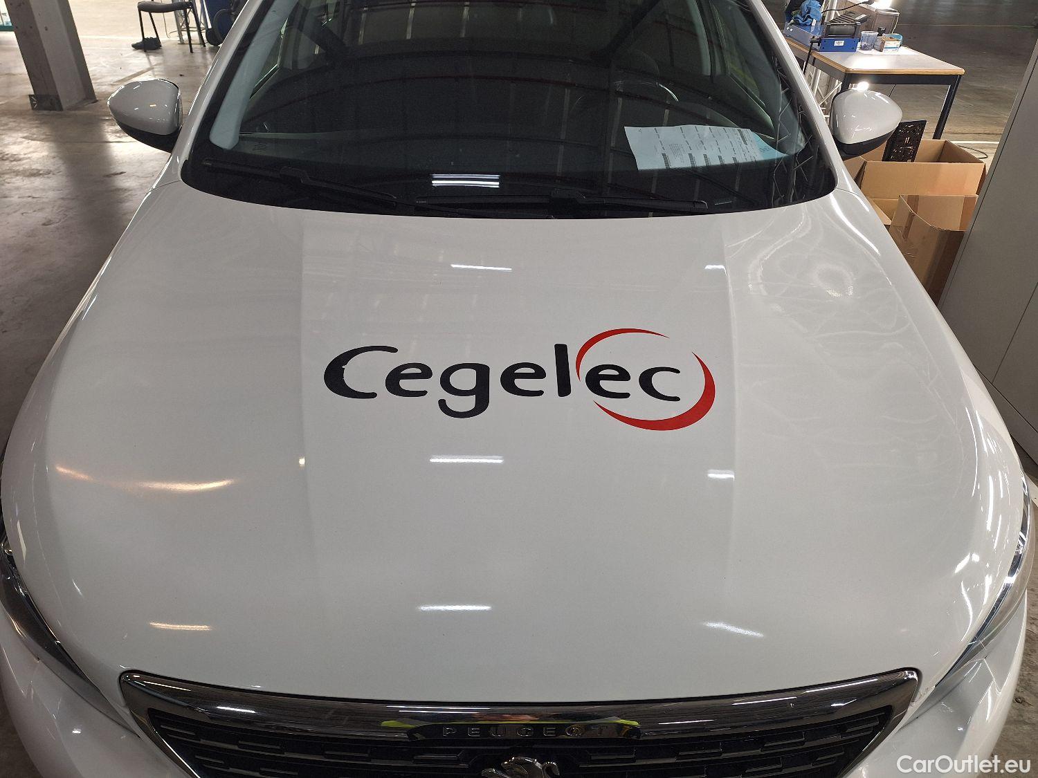  Peugeot  308 Peugeot,  SW FL'17, Peugeot  SW 1.5 BlueHDi 130 S&S Allure 5d #59