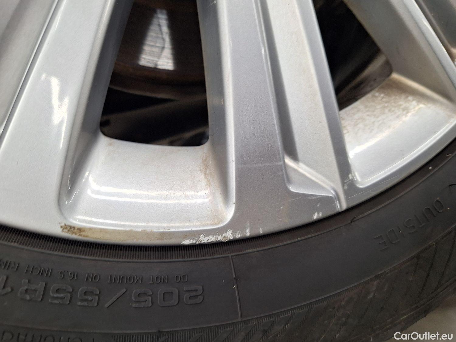  Peugeot  308 Peugeot,  SW FL'17, Peugeot  SW 1.5 BlueHDi 130 S&S Allure 5d #8