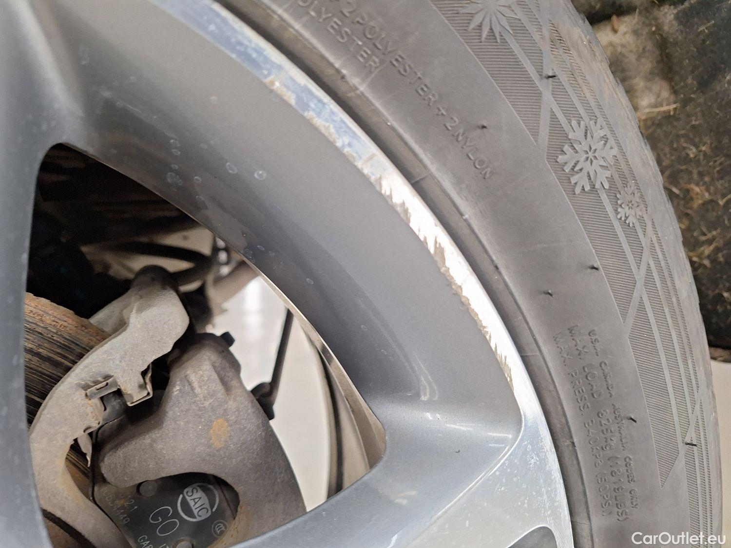  MG  EHS MG,  '20 PHEV, MG  1.5T Luxury 5d #21