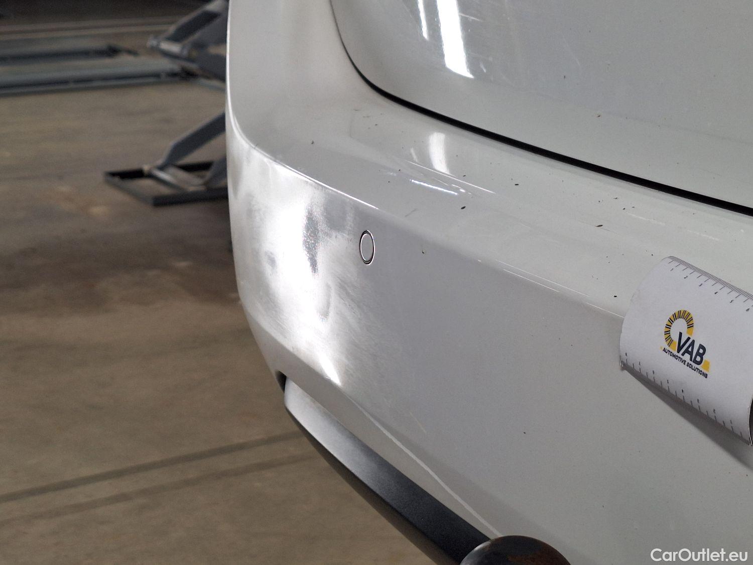  Peugeot  308 Peugeot,  SW FL'17, Peugeot  SW 1.5 BlueHDi 130 S&S Allure 5d #31