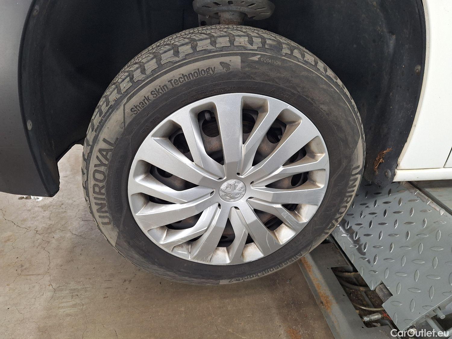  Peugeot  Partner Peugeot, _ '18,  1.6 BHDi L1 Light 73kW s/s Premium #17