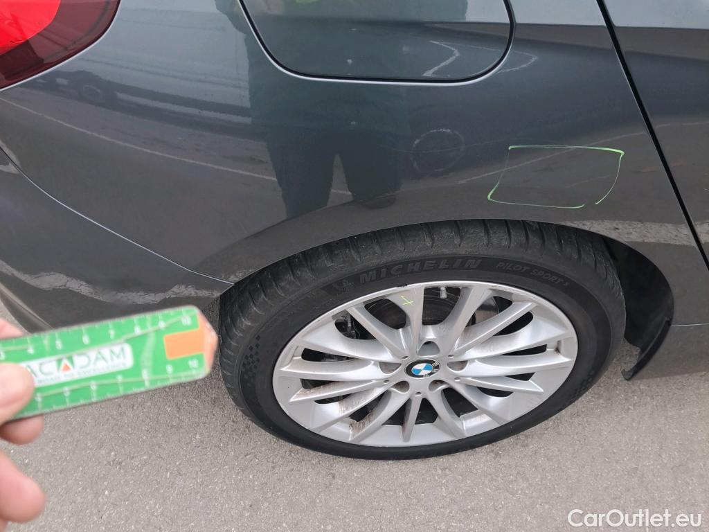  Bmw  Serie 1 BMW  / 2019 / 5P / berlina con portón 118i #17