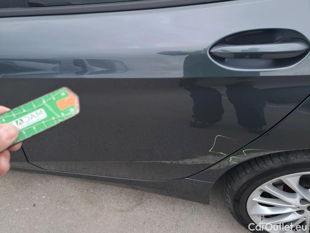  Bmw  Serie 1 BMW  / 2019 / 5P / berlina con portón 118i #5