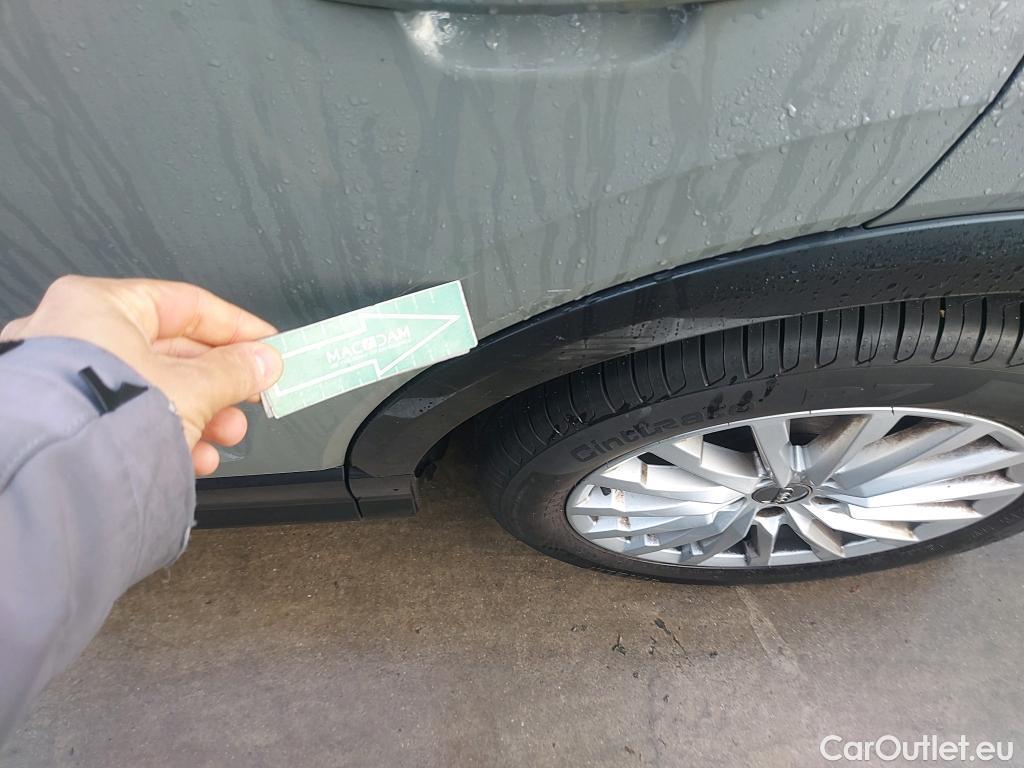  Audi  Q2 AUDI  / 2016 / 5P / todoterreno Design 30 TFSI 85kW (116CV) #4