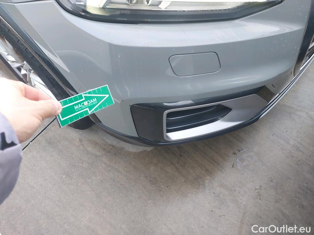  Audi  Q2 AUDI  / 2016 / 5P / todoterreno Design 30 TFSI 85kW (116CV) #9