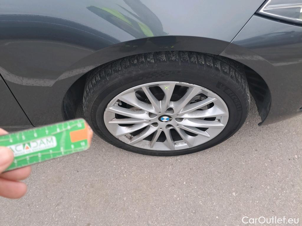  Bmw  Serie 1 BMW  / 2019 / 5P / berlina con portón 118i #15