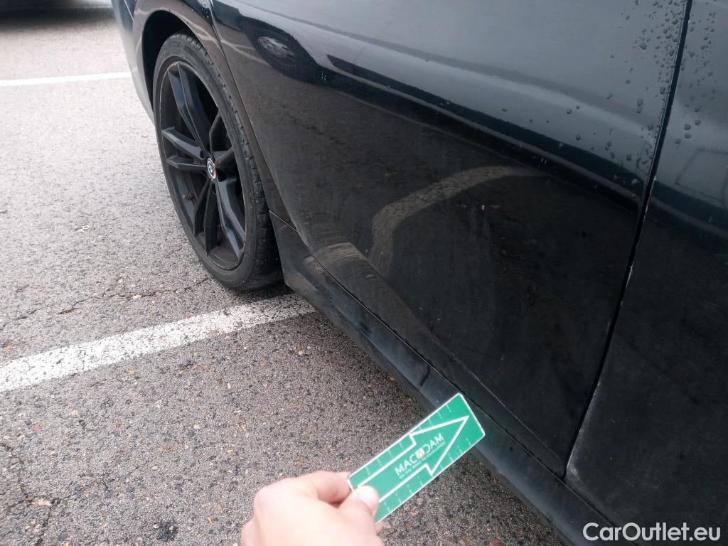  Bmw  Serie 3 BMW  / 2019 / 5P / familiar 330e xDrive Touring #8