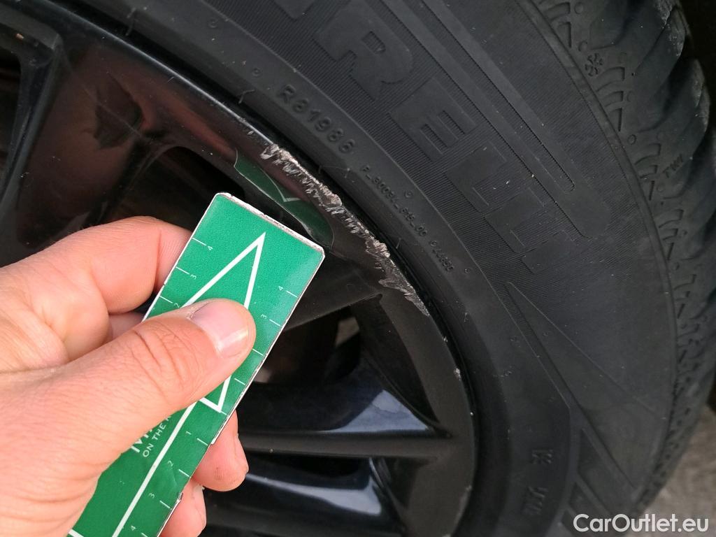  Mini  Cooper MINI MINI / 2014 / 5P / berlina con portón ONE 5 PUERTAS (CX) #19