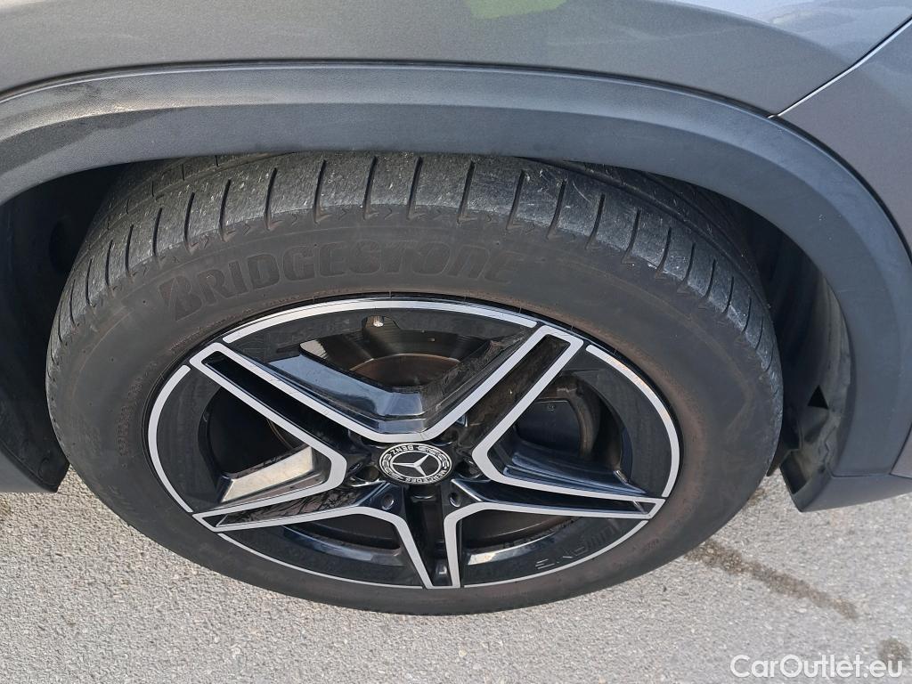  Mercedes  GLA MERCEDES-BENZ  / 2020 / 5P / todoterreno  220 D 4MATIC #6