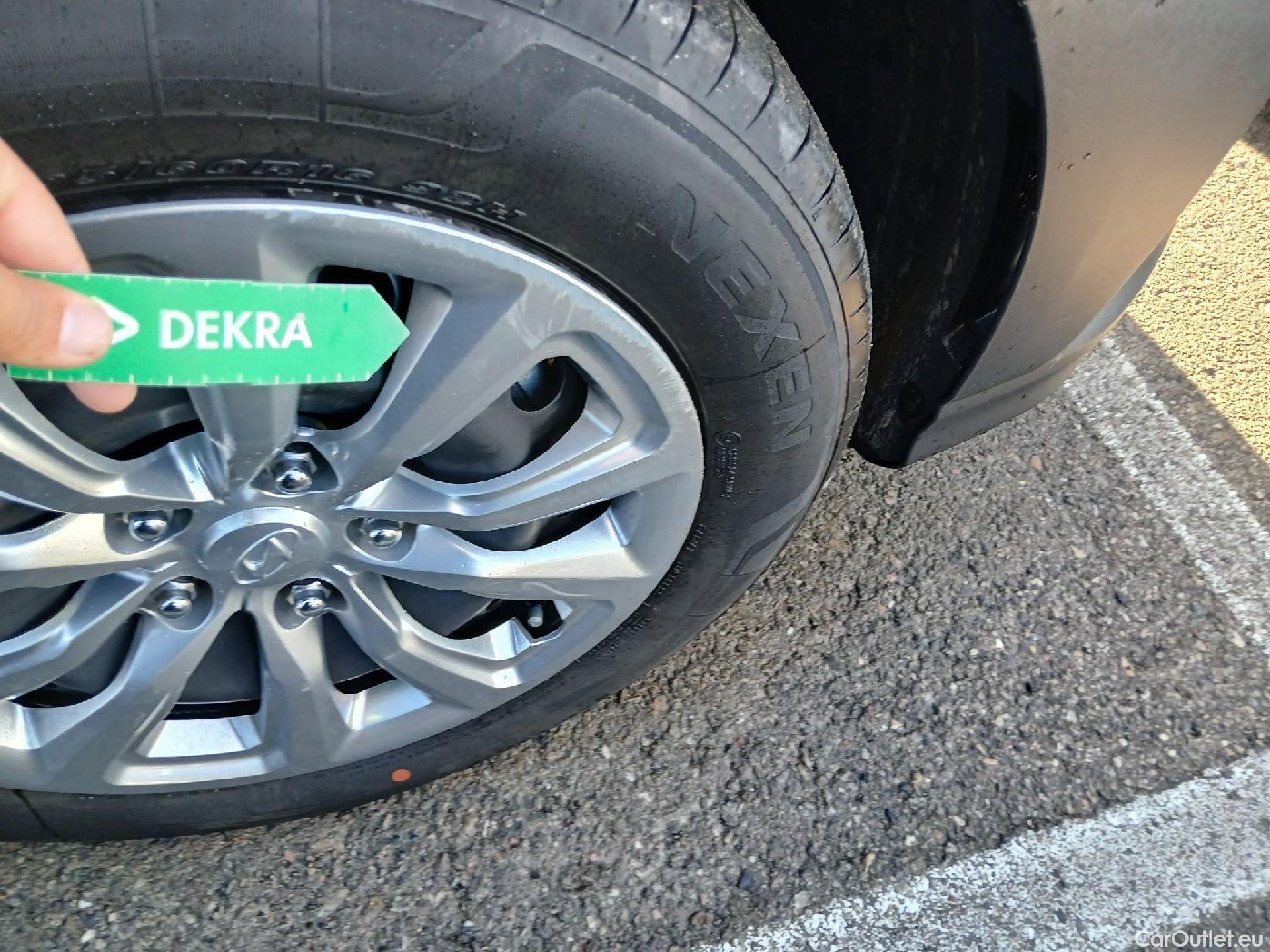  Hyundai  Konna HYUNDAI Kona / 2020 / 5P / todoterreno 1.0 TGDI Klass 4X2 #21