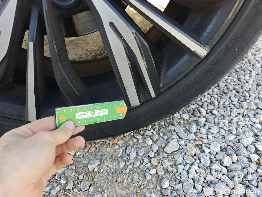  Nissan  Juke NISSAN  / 2019 / 5P / crossover DIG-T 84 kW DCT N-Design Chic #13