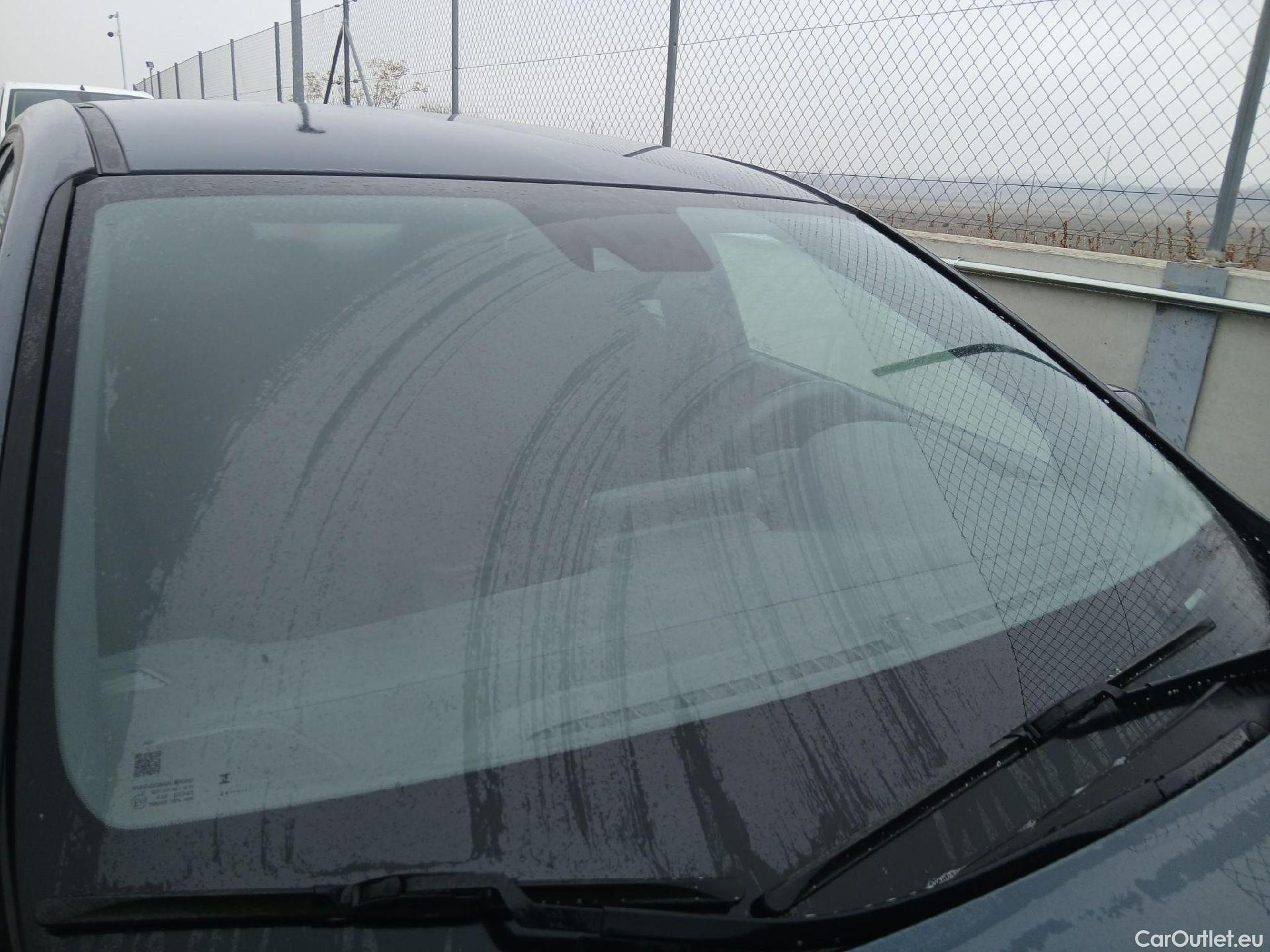  Hyundai  i30 HYUNDAI  / 2020 / 5P / berlina con portón 1.0 TGDI N Line 30 Aniversario #4