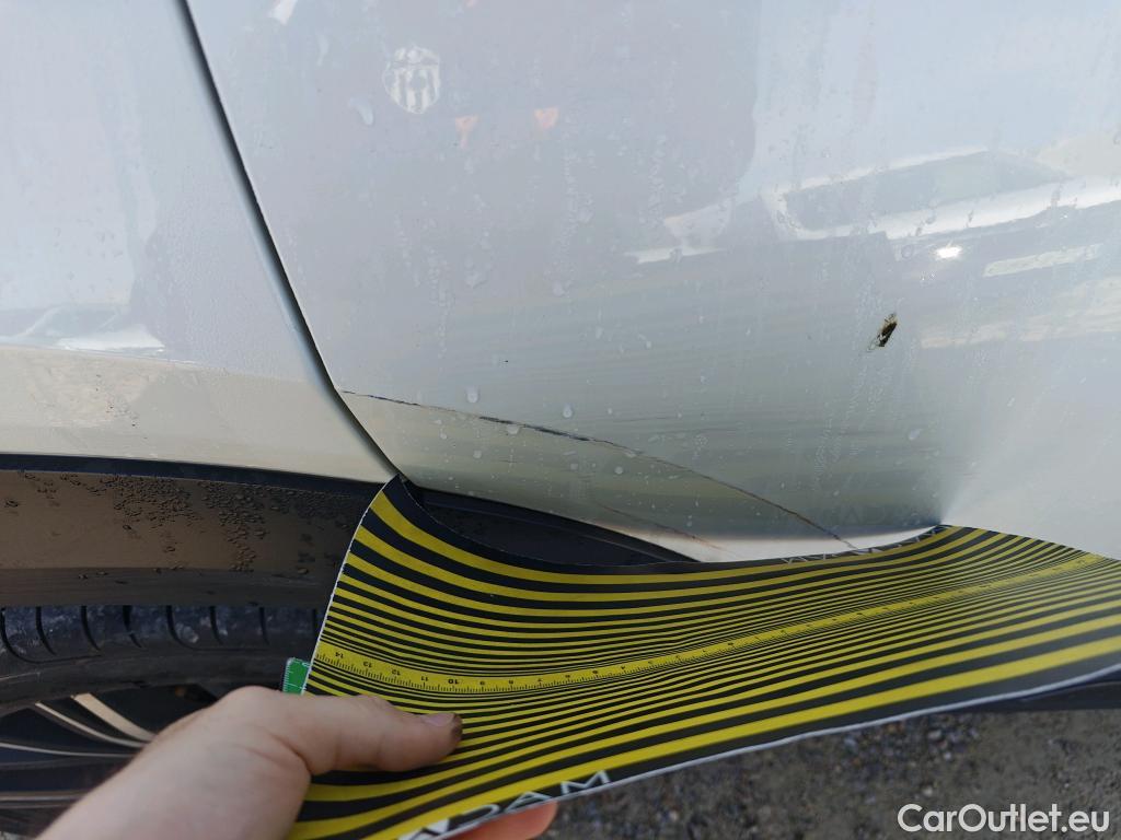  Nissan  Juke NISSAN  / 2019 / 5P / crossover DIG-T 84 kW DCT N-Design Chic #19