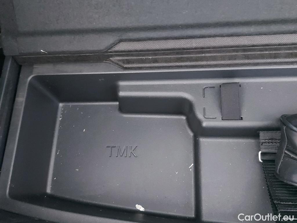  KIA  Niro KIA  / 2019 / 5P / crossover 1.6 GDi PHEV 104kW (141CV) Drive #2