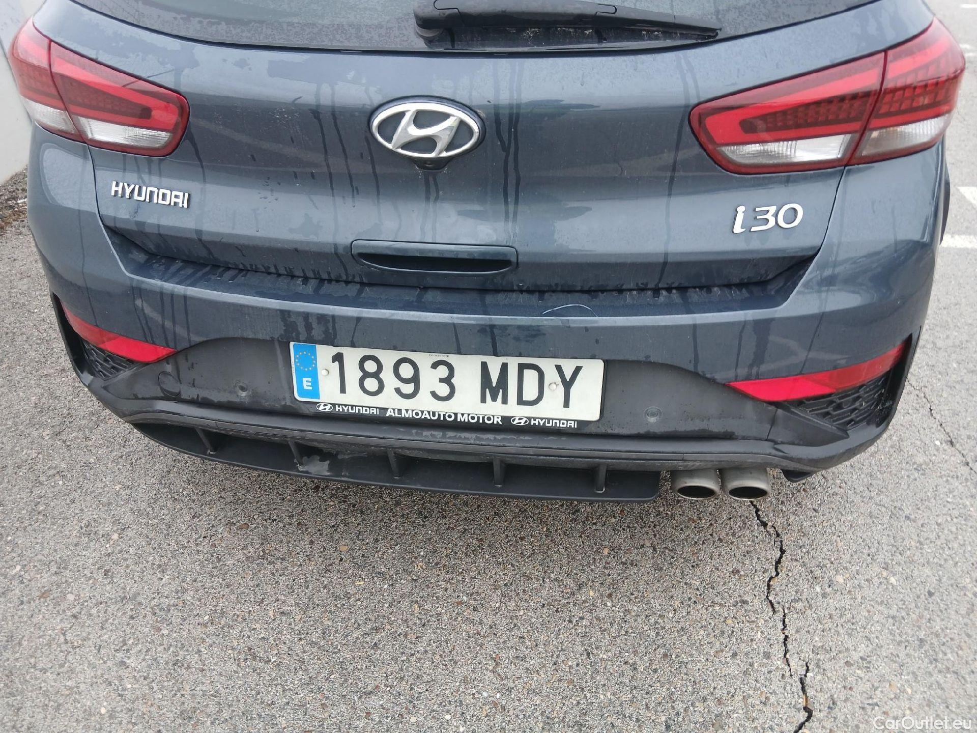  Hyundai  i30 HYUNDAI  / 2020 / 5P / berlina con portón 1.0 TGDI N Line 30 Aniversario #10