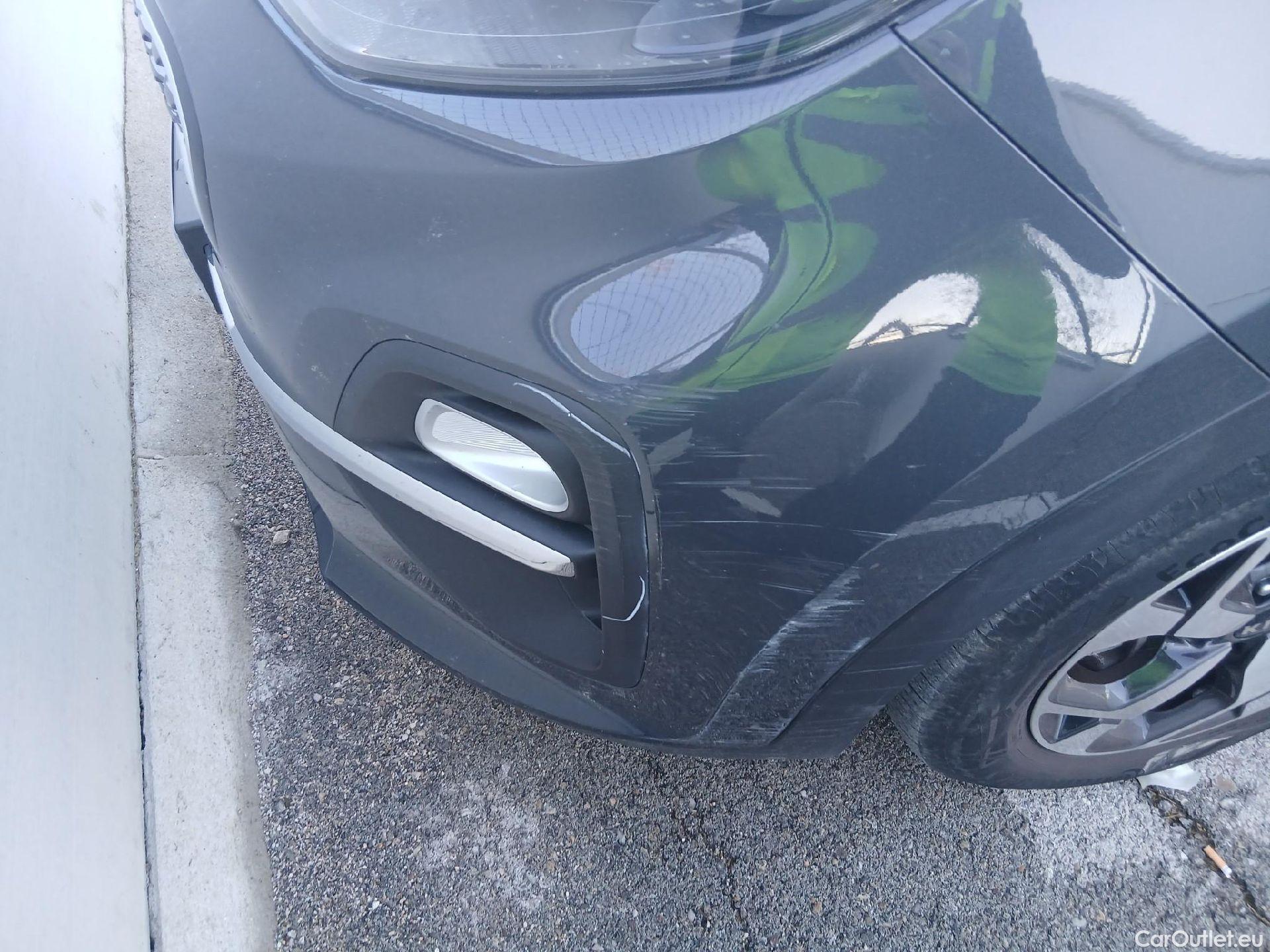  KIA  Sportage KIA  1.6MHEV Drive 100kW(136CV) 4x2(Crist Tintados) #9