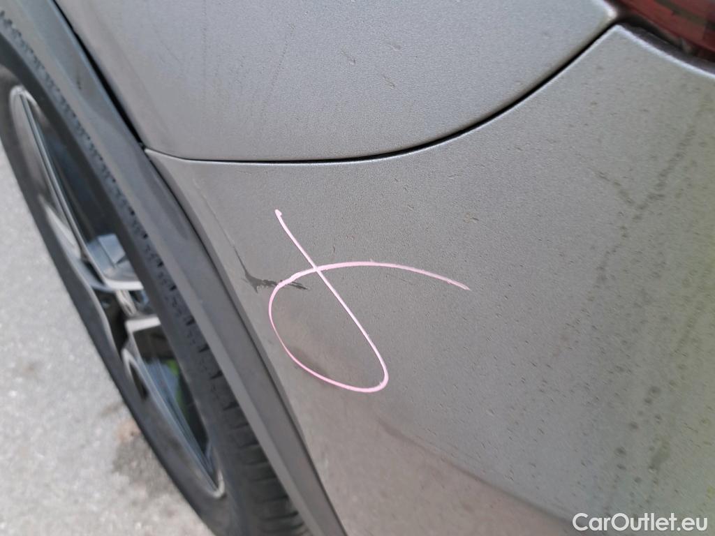  Mercedes  GLA MERCEDES-BENZ  / 2020 / 5P / todoterreno  220 D 4MATIC #11