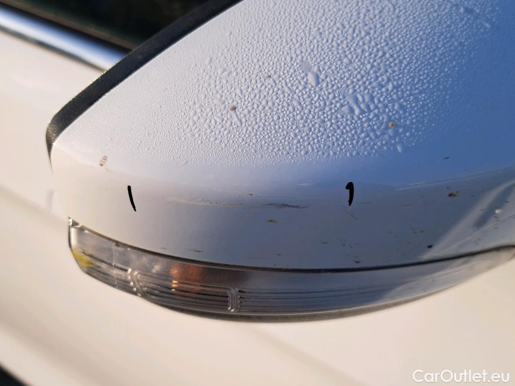  Ford  Kuga FORD  / 2016 / 5P / todoterreno 1.5 EcoBoost 88kW 4x2 Trend+ (CX) #20