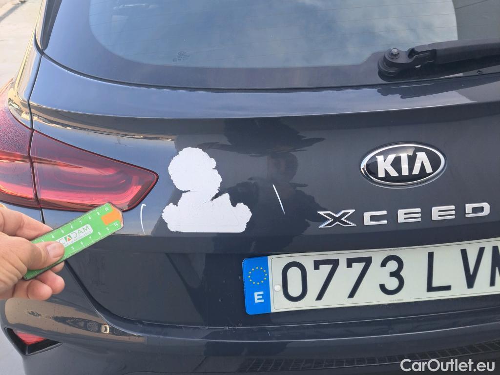  KIA  XCeed KIA  1.6 GDi PHEV 104kW (141CV) eDrive (AC) #12