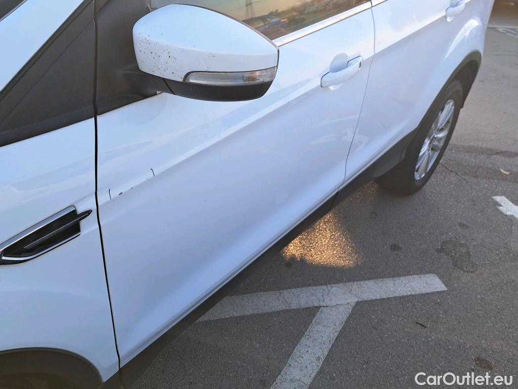  Ford  Kuga FORD  / 2016 / 5P / todoterreno 1.5 EcoBoost 88kW 4x2 Trend+ (CX) #8