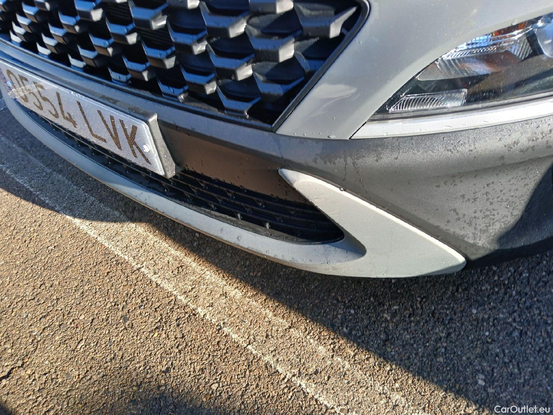  Hyundai  Konna HYUNDAI Kona / 2020 / 5P / todoterreno 1.0 TGDI Klass 4X2 #6