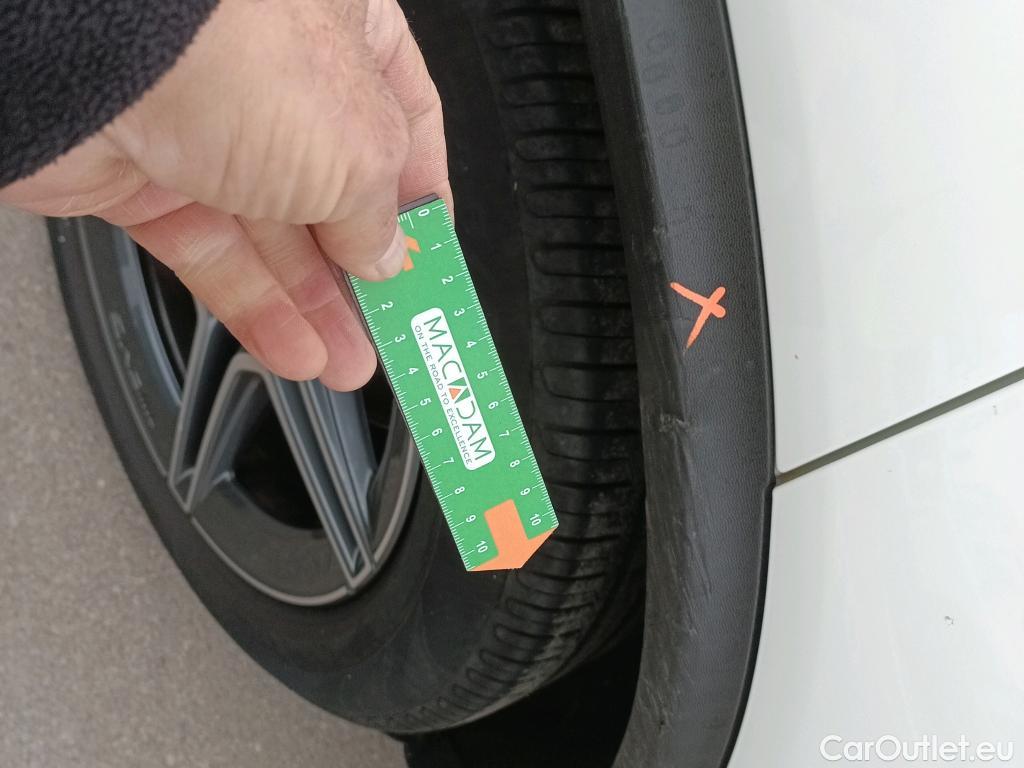  Mercedes  G-Klasee MERCEDES-BENZ GLC Coupé / 2019 / 5P / coupé GLC 220 d 4MATIC #9