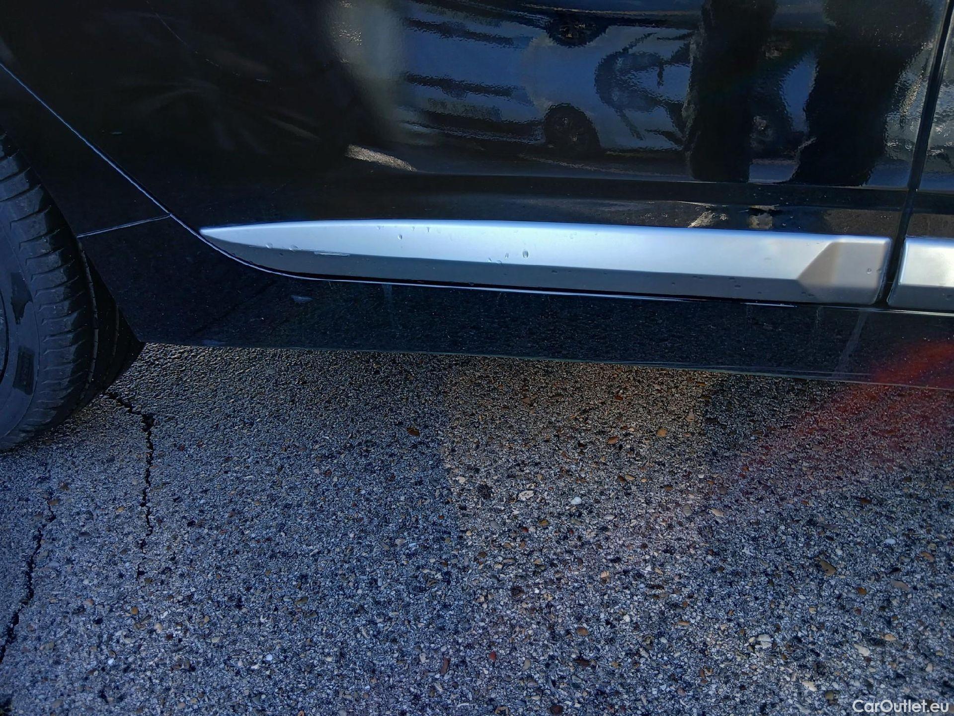  Hyundai   Ioniq HYUNDAI / 2019 / 5P / berlina con portón 1.6 GDI HEV Tecno DCT #50