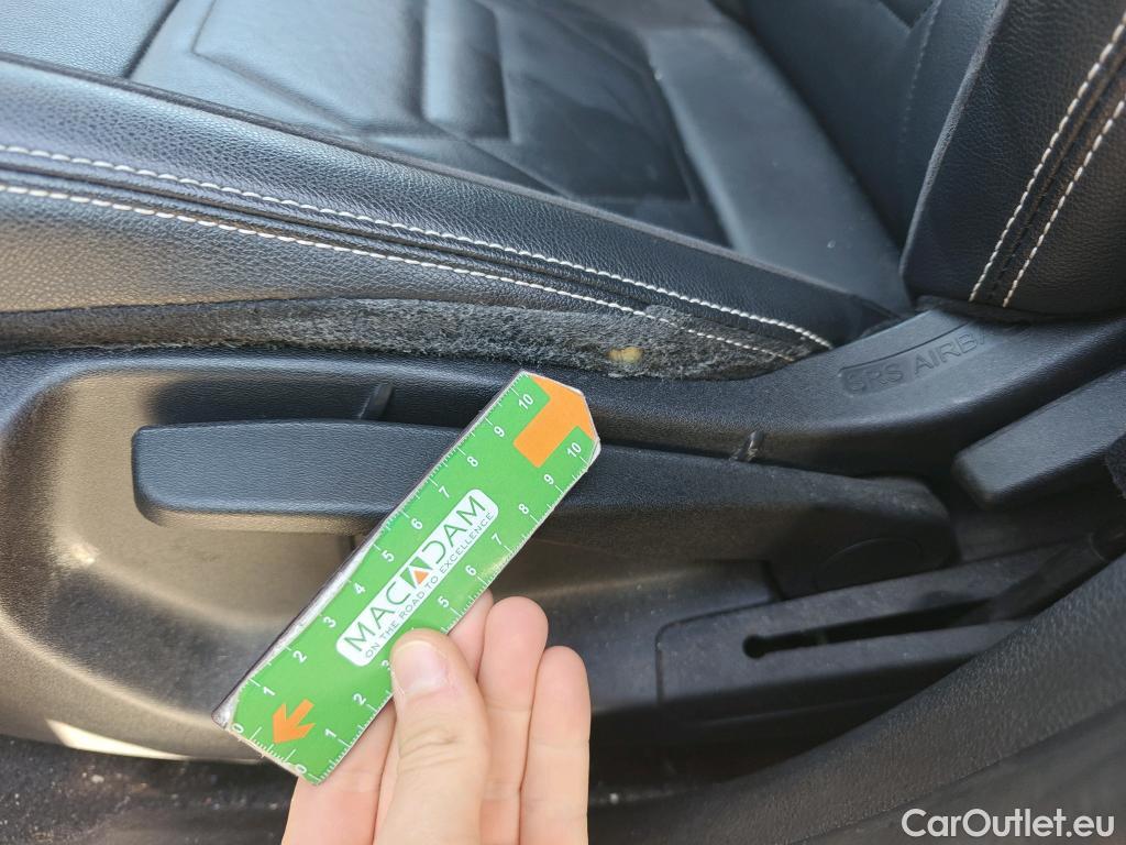  Nissan  Juke NISSAN  / 2019 / 5P / crossover DIG-T 84 kW DCT N-Design Chic #21