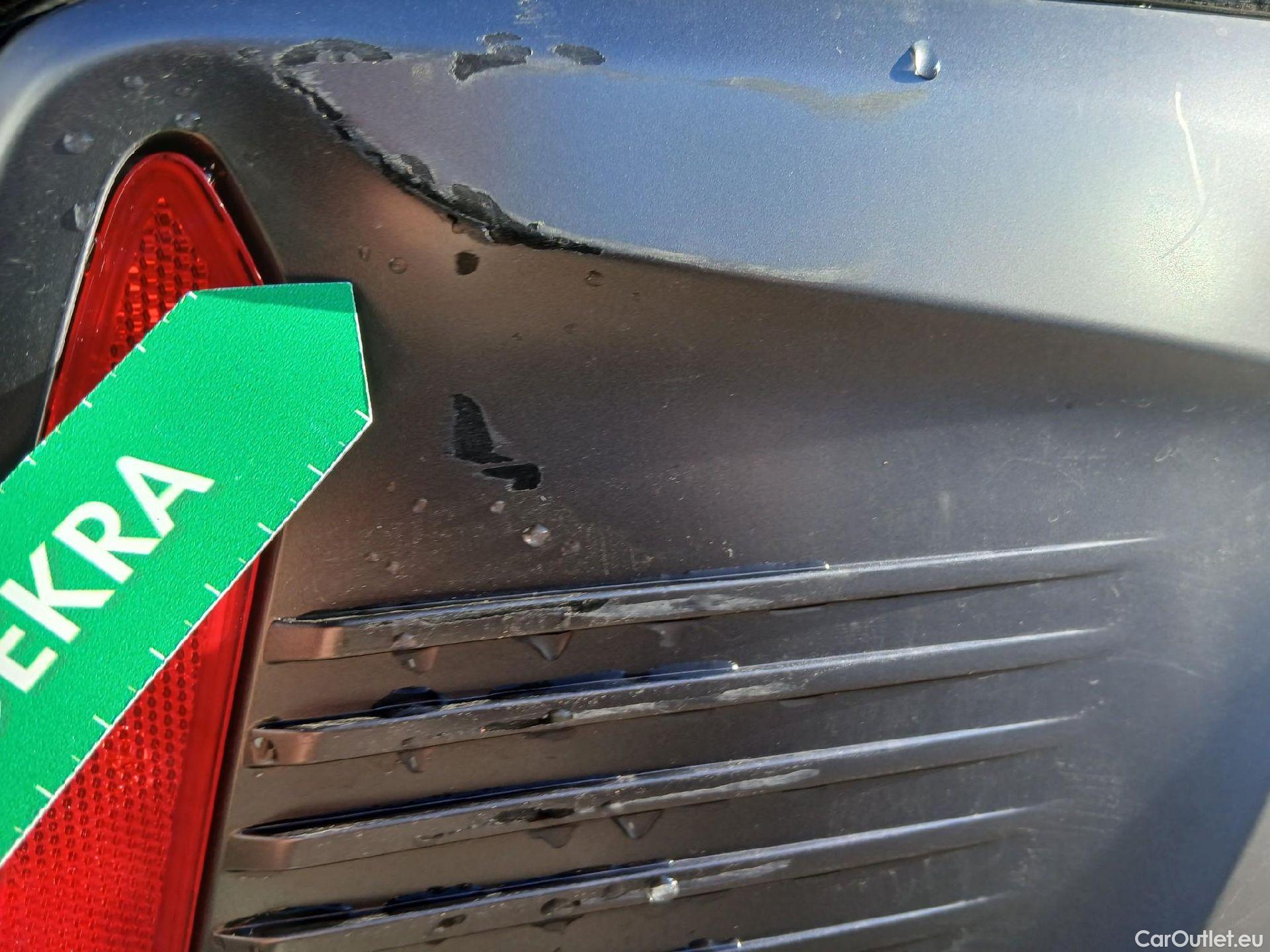  Hyundai   Ioniq HYUNDAI / 2019 / 5P / berlina con portón 1.6 GDI HEV Tecno DCT #24