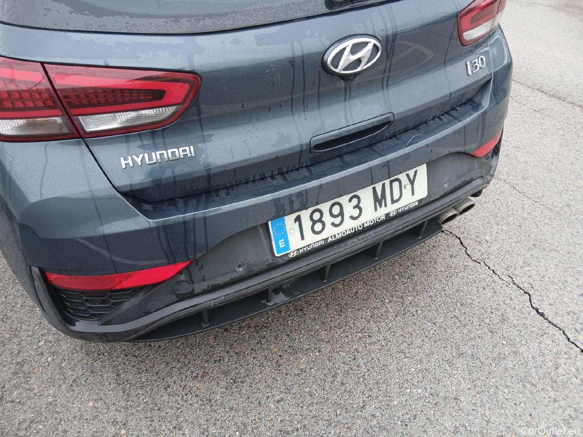  Hyundai  i30 HYUNDAI  / 2020 / 5P / berlina con portón 1.0 TGDI N Line 30 Aniversario #12