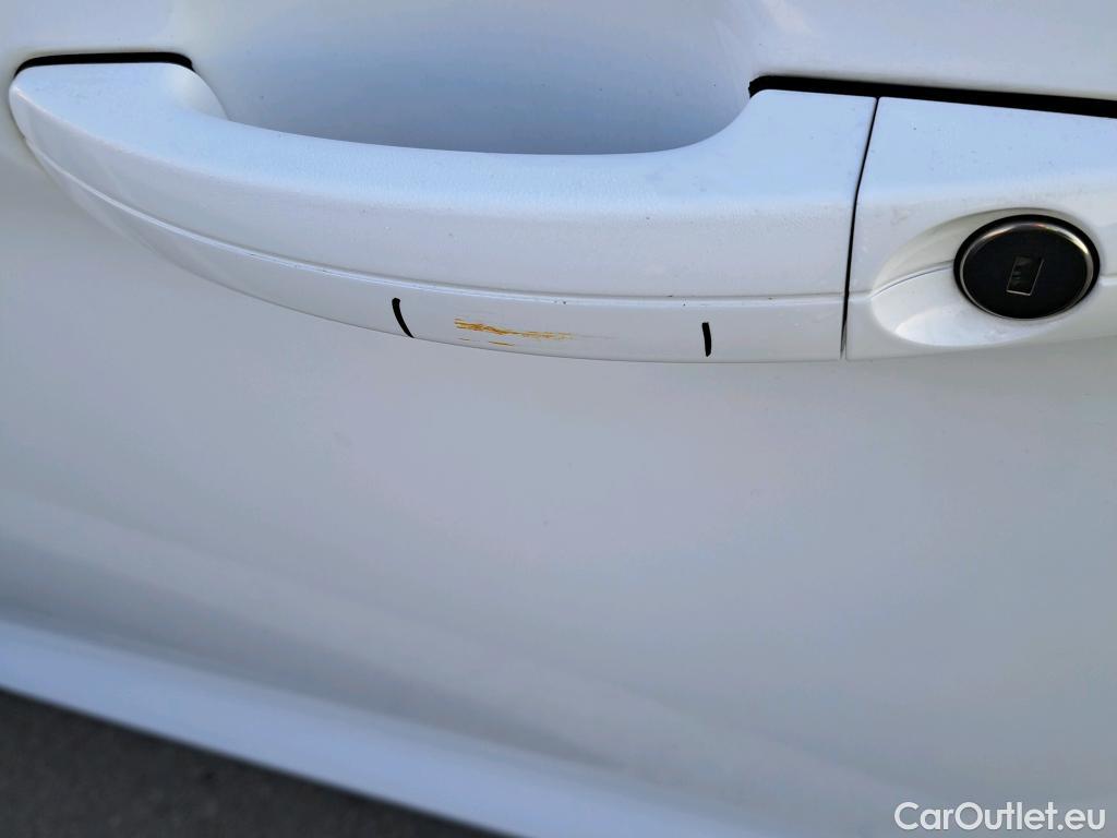  Ford  Kuga FORD  / 2016 / 5P / todoterreno 1.5 EcoBoost 88kW 4x2 Trend+ (CX) #22