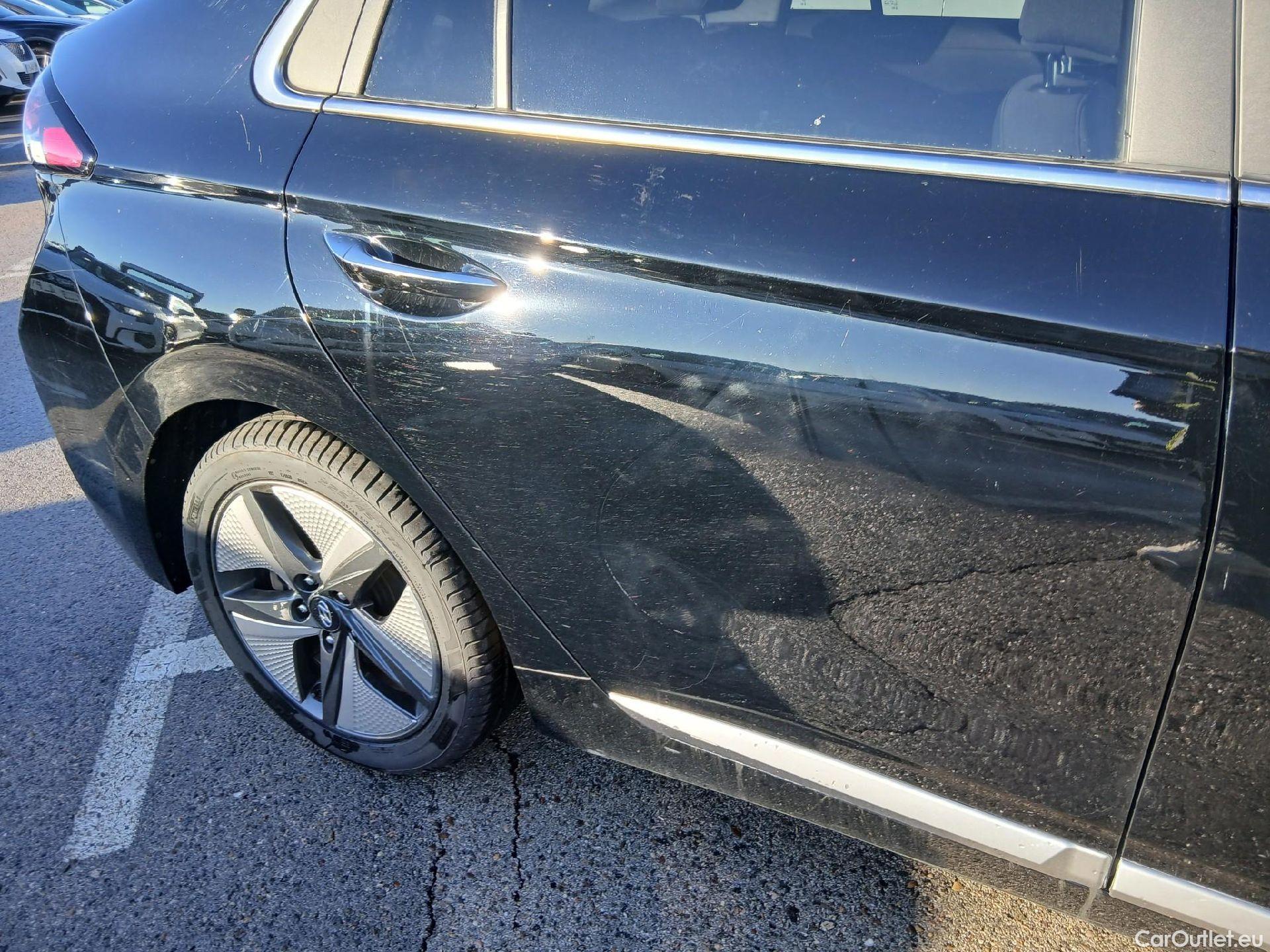  Hyundai   Ioniq HYUNDAI / 2019 / 5P / berlina con portón 1.6 GDI HEV Tecno DCT #43