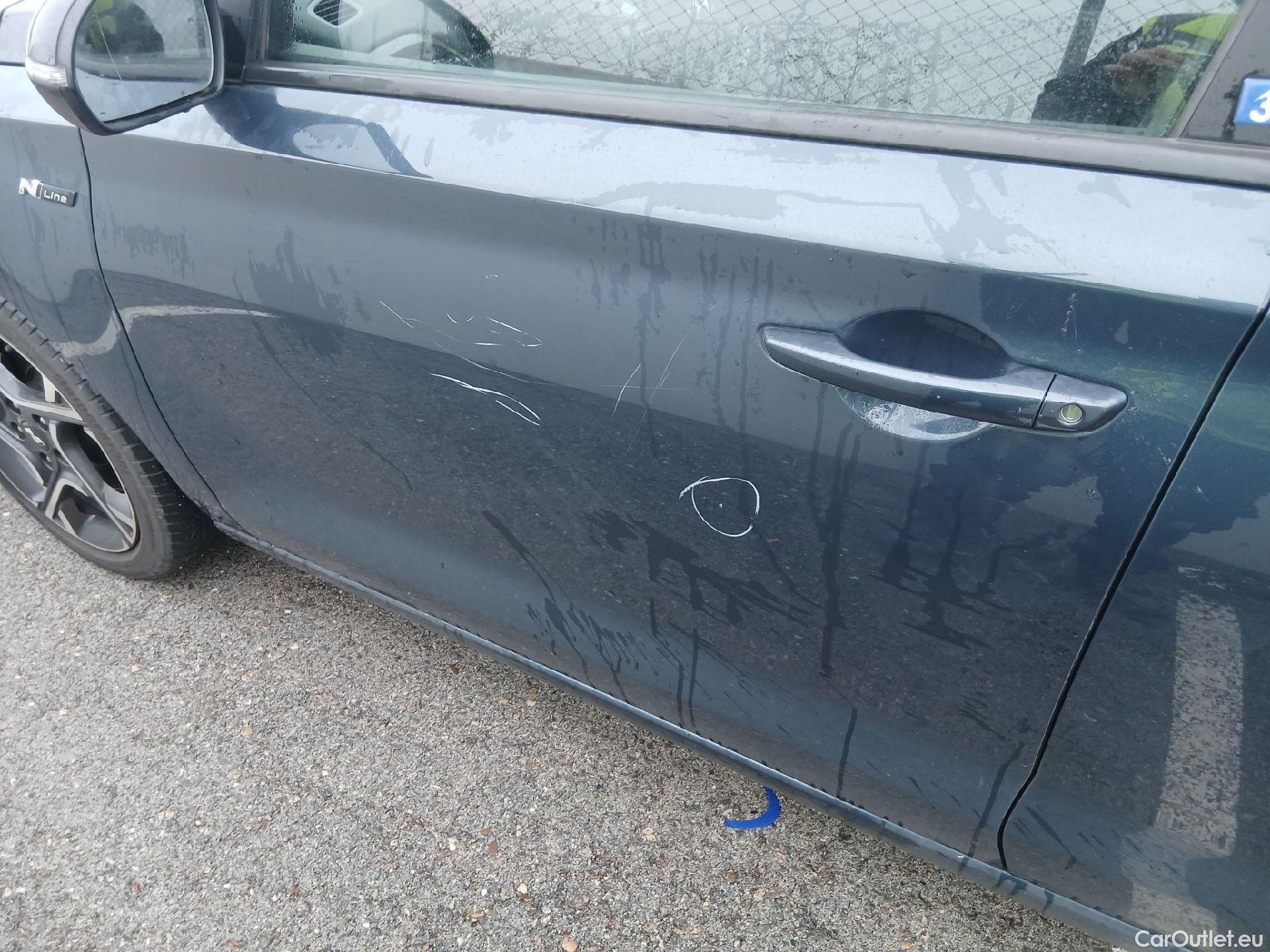  Hyundai  i30 HYUNDAI  / 2020 / 5P / berlina con portón 1.0 TGDI N Line 30 Aniversario #6