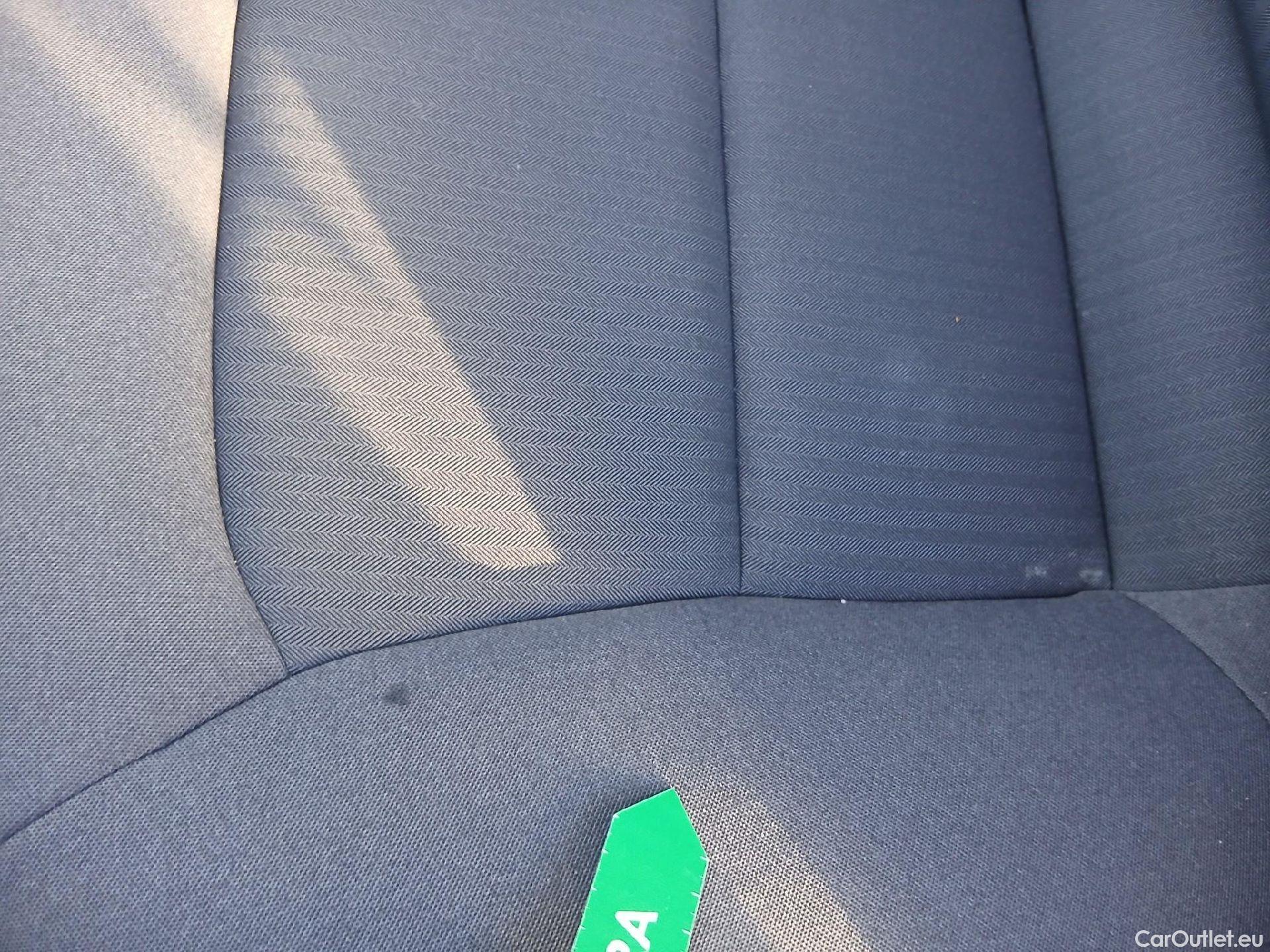  Hyundai   Ioniq HYUNDAI / 2019 / 5P / berlina con portón 1.6 GDI HEV Tecno DCT #57