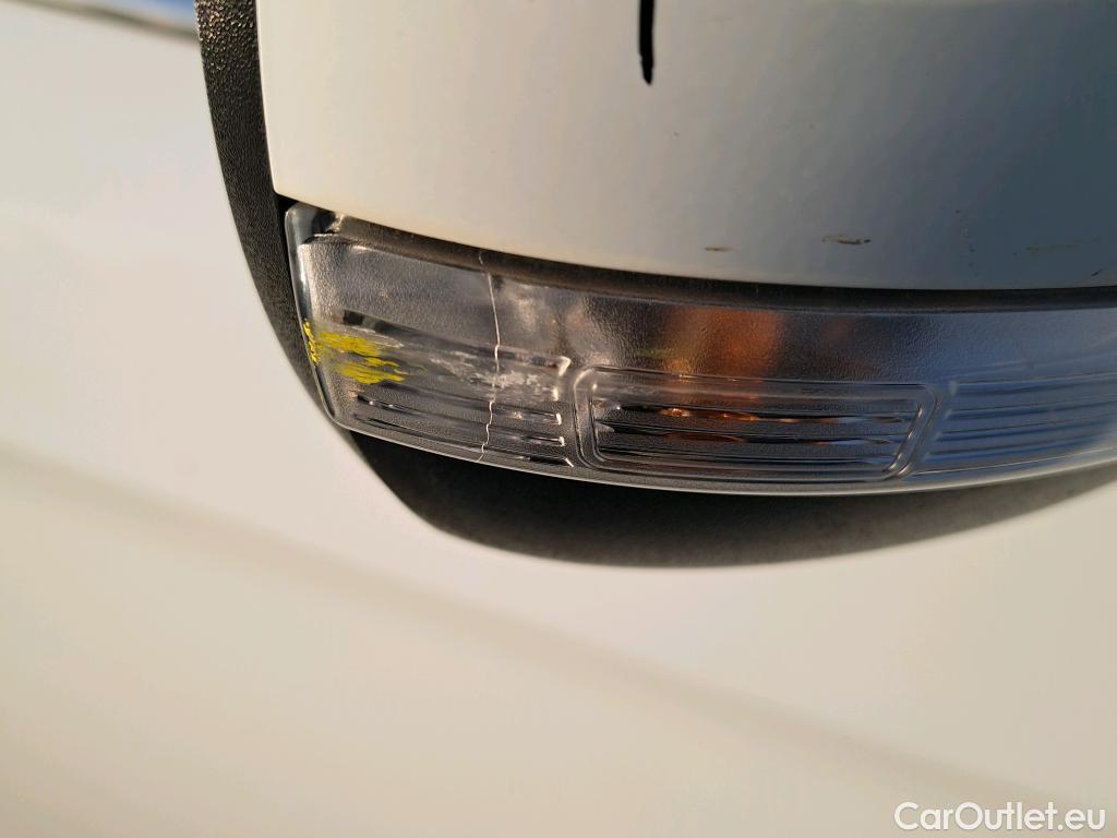  Ford  Kuga FORD  / 2016 / 5P / todoterreno 1.5 EcoBoost 88kW 4x2 Trend+ (CX) #18