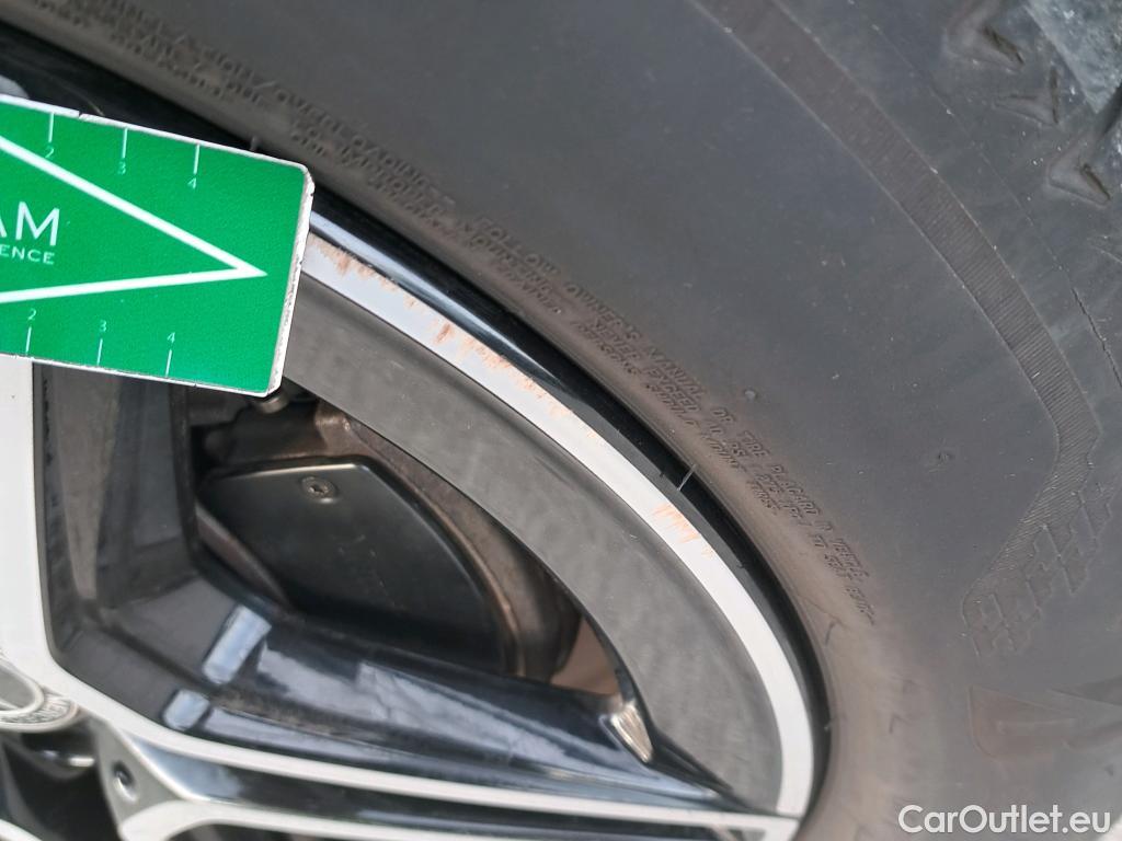  Mercedes  GLA MERCEDES-BENZ  / 2020 / 5P / todoterreno  220 D 4MATIC #7