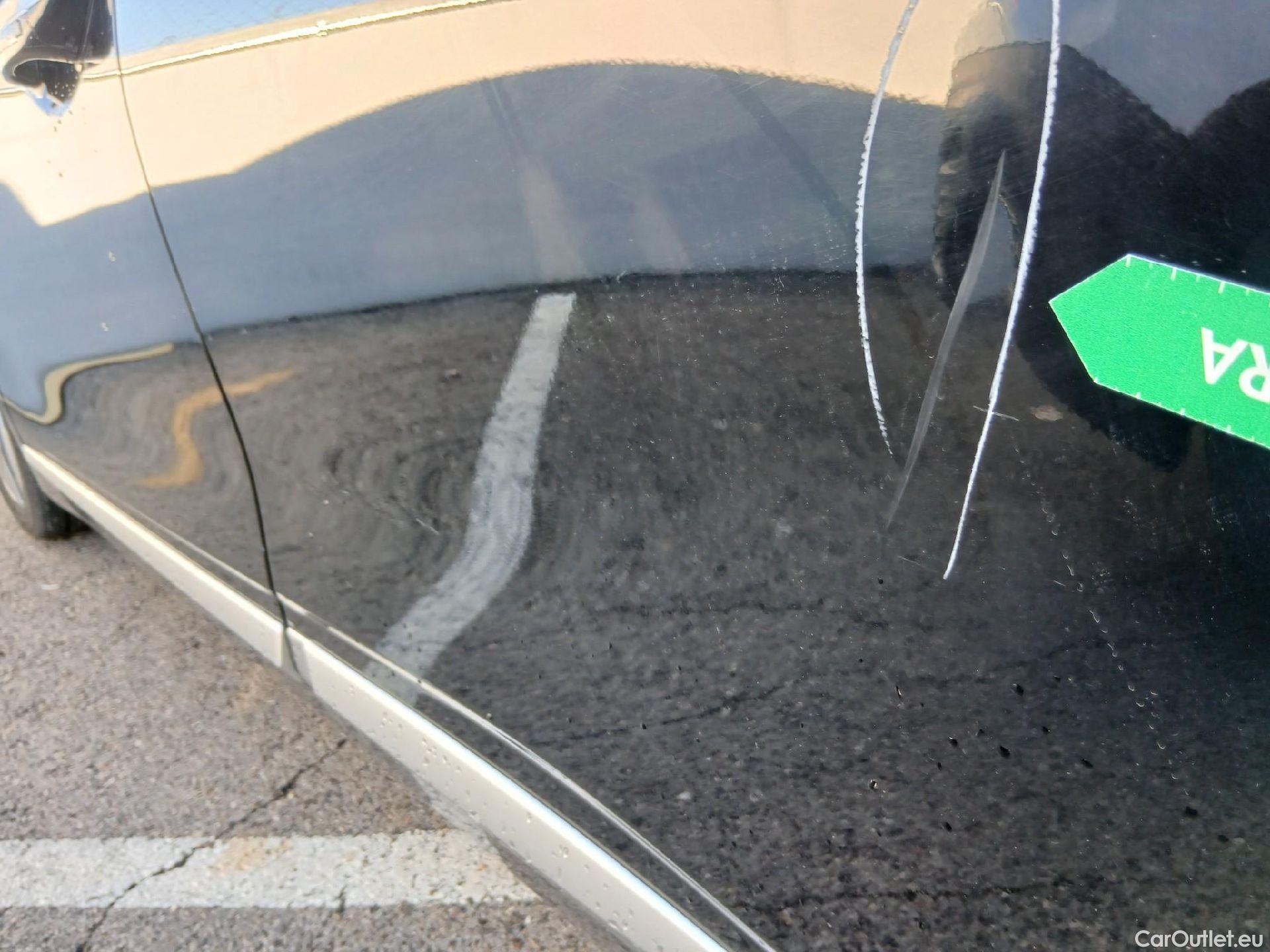  Hyundai   Ioniq HYUNDAI / 2019 / 5P / berlina con portón 1.6 GDI HEV Tecno DCT #17