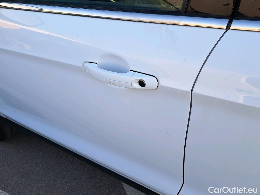  Ford  Kuga FORD  / 2016 / 5P / todoterreno 1.5 EcoBoost 88kW 4x2 Trend+ (CX) #21