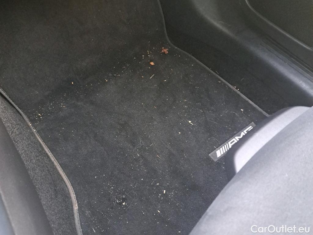  Mercedes  GLA MERCEDES-BENZ  / 2020 / 5P / todoterreno  220 D 4MATIC #14